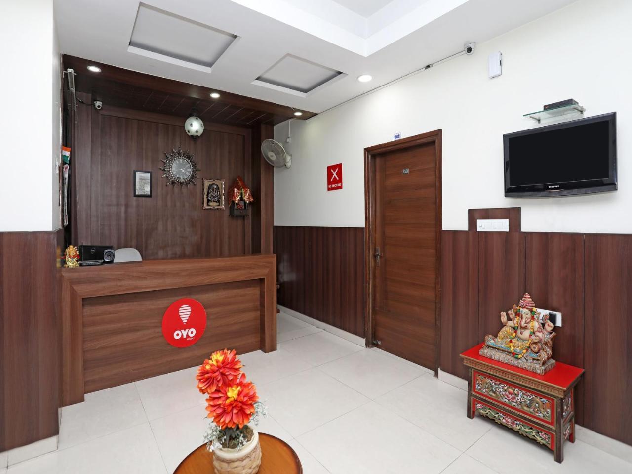 Oyo 680 Hotel Ranjana Heritage Lucknow Extérieur photo