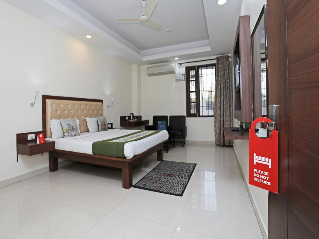 Oyo 680 Hotel Ranjana Heritage Lucknow Extérieur photo