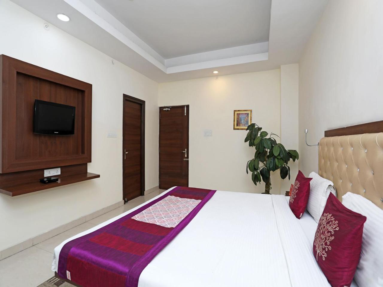 Oyo 680 Hotel Ranjana Heritage Lucknow Extérieur photo